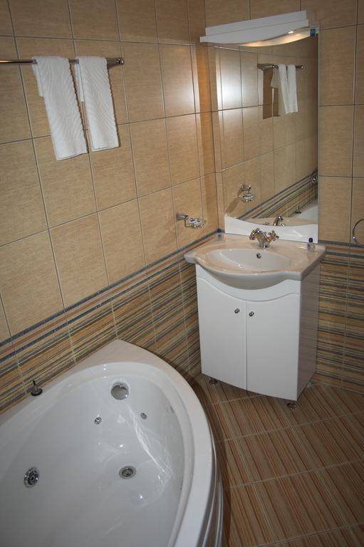Hotel Old Times Asenovgrad Kamer foto